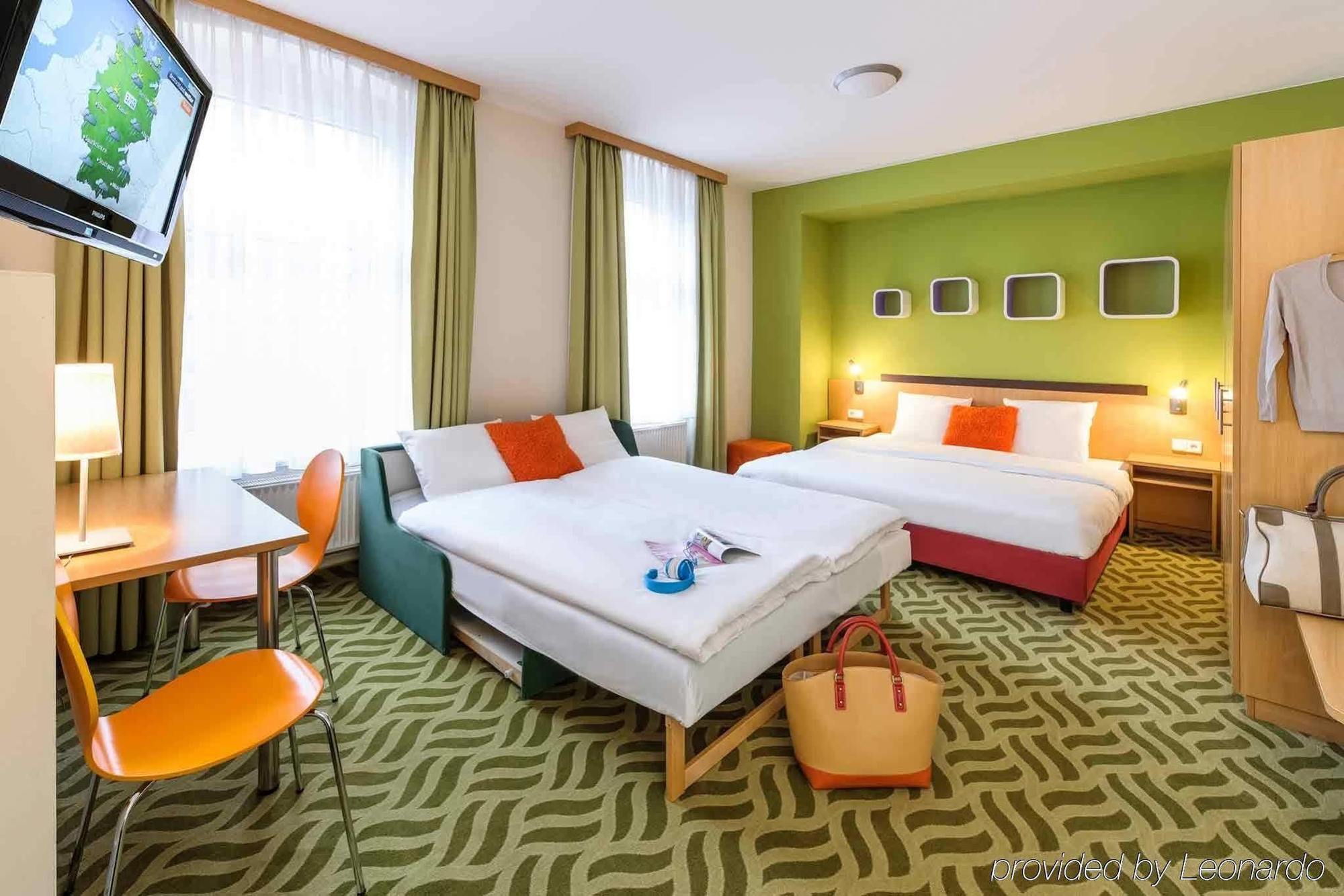 Ibis Styles Berlin City Ost Hotel Exterior photo