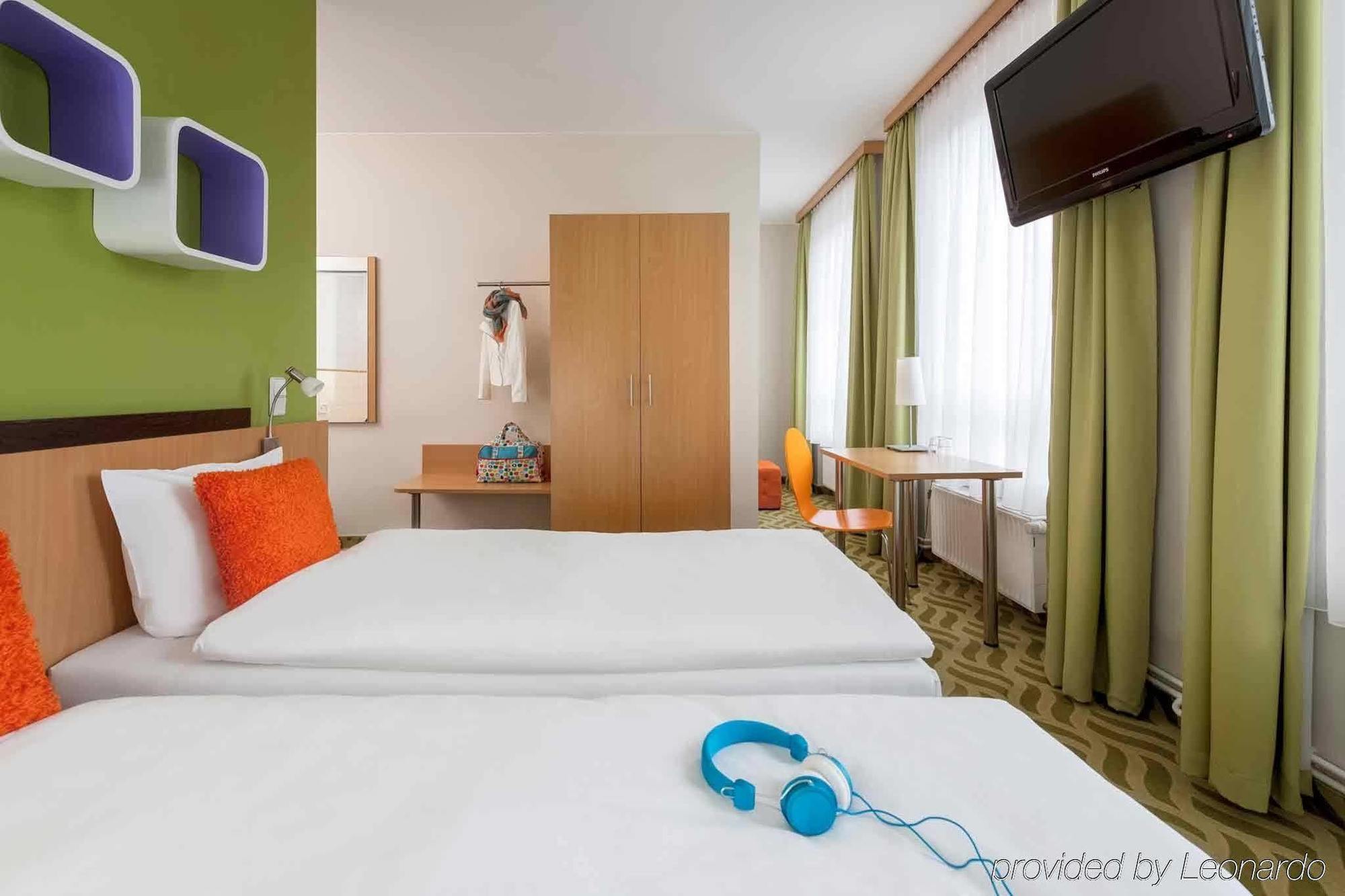 Ibis Styles Berlin City Ost Hotel Exterior photo